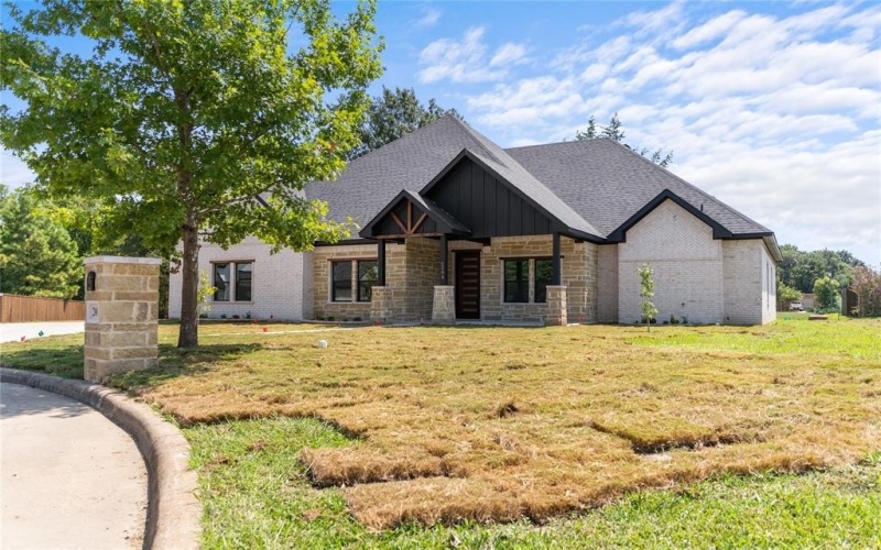 2005 Cumberland Circle, Corsicana, TX 75110, 4 Bedrooms Bedrooms, ,3 BathroomsBathrooms,Residential,For Sale,2005 Cumberland Circle,0,21056319