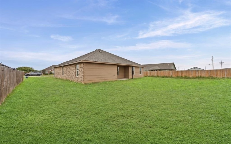 101 Joyce Street, Whitney, TX 76692, 4 Bedrooms Bedrooms, ,2 BathroomsBathrooms,Residential,For Sale,101 Joyce Street,0,21054259