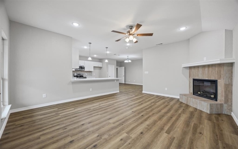 101 Joyce Street, Whitney, TX 76692, 4 Bedrooms Bedrooms, ,2 BathroomsBathrooms,Residential,For Sale,101 Joyce Street,0,21054259