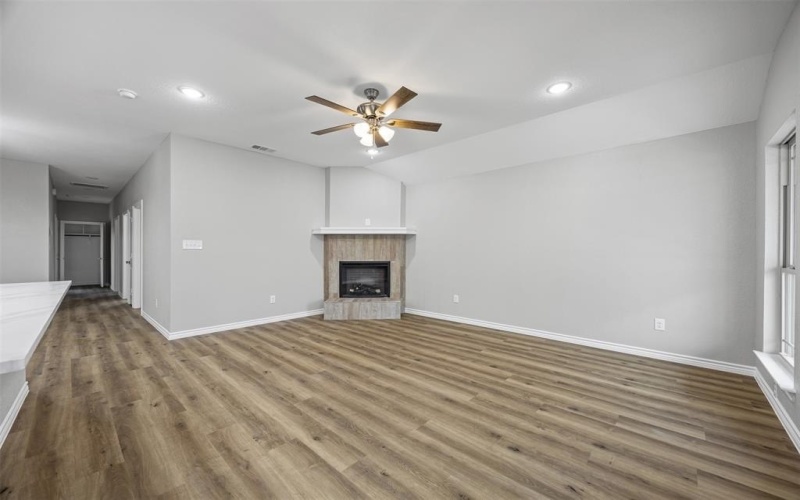 101 Joyce Street, Whitney, TX 76692, 4 Bedrooms Bedrooms, ,2 BathroomsBathrooms,Residential,For Sale,101 Joyce Street,0,21054259