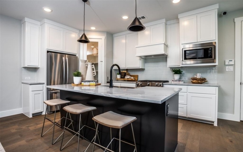 3967 Honeycutt Drive, Frisco, TX 75033, 3 Habitaciones Habitaciones , ,2 BañosBaños,Residential,En Venta,3967 Honeycutt Drive,0,21054479