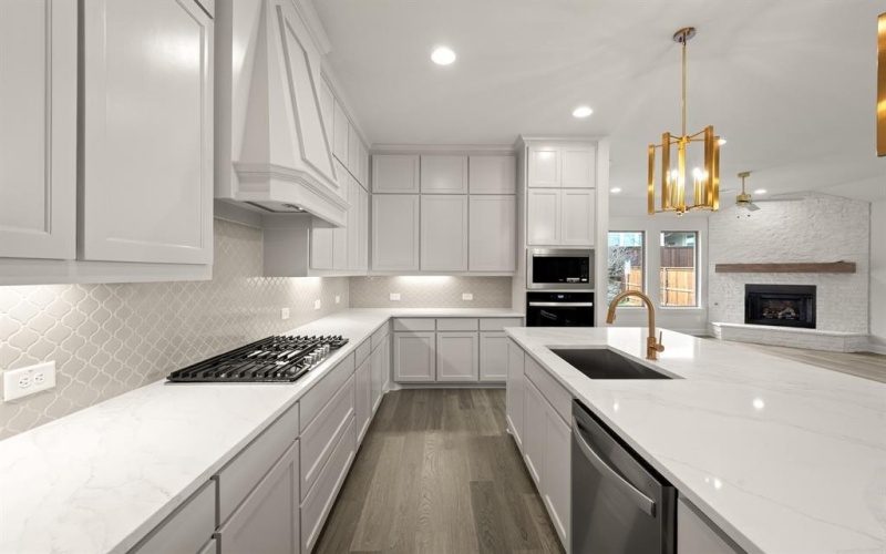 1837 Flowing Ridge Road, Midlothian, TX 76065, 4 Bedrooms Bedrooms, ,3 BathroomsBathrooms,Residential,For Sale,1837 Flowing Ridge Road,0,21056589