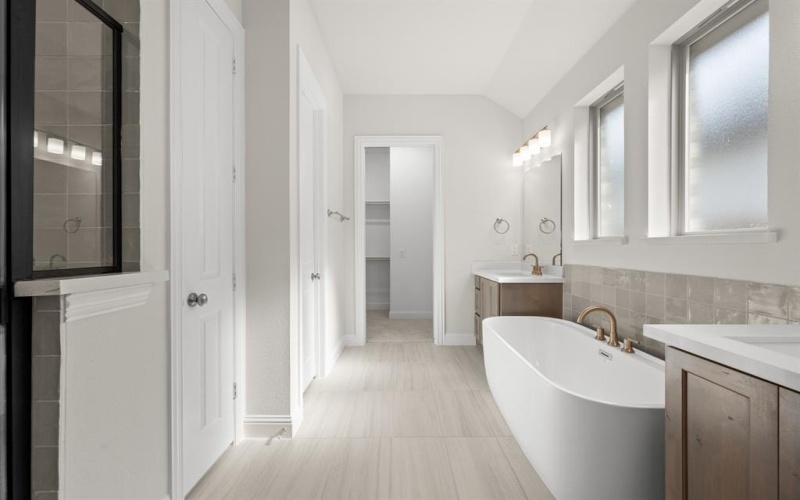 1837 Flowing Ridge Road, Midlothian, TX 76065, 4 Bedrooms Bedrooms, ,3 BathroomsBathrooms,Residential,For Sale,1837 Flowing Ridge Road,0,21056589