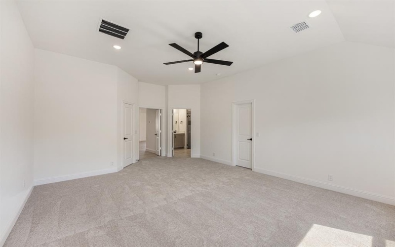 1126 Worthington Drive, Justin, TX 76247, 4 Bedrooms Bedrooms, ,3 BathroomsBathrooms,Residential,For Sale,1126 Worthington Drive,0,21056752