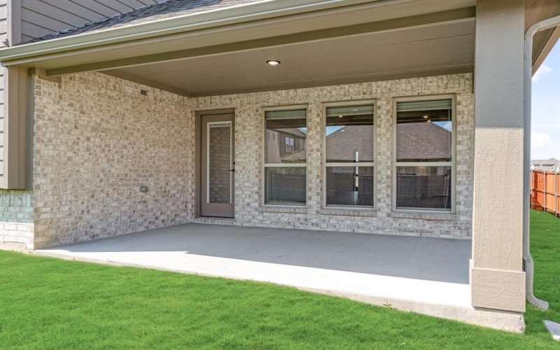 1126 Worthington Drive, Justin, TX 76247, 4 Bedrooms Bedrooms, ,3 BathroomsBathrooms,Residential,For Sale,1126 Worthington Drive,0,21056752