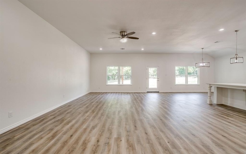 138 Abbott Avenue, Covington, TX 76636, 4 Habitaciones Habitaciones , ,2 BañosBaños,Residential,En Venta,138 Abbott Avenue,0,21055108