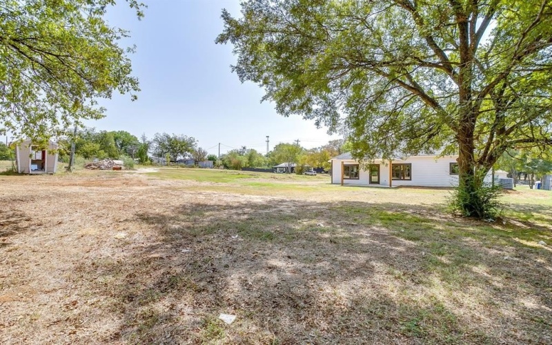 138 Abbott Avenue, Covington, TX 76636, 4 Habitaciones Habitaciones , ,2 BañosBaños,Residential,En Venta,138 Abbott Avenue,0,21055108