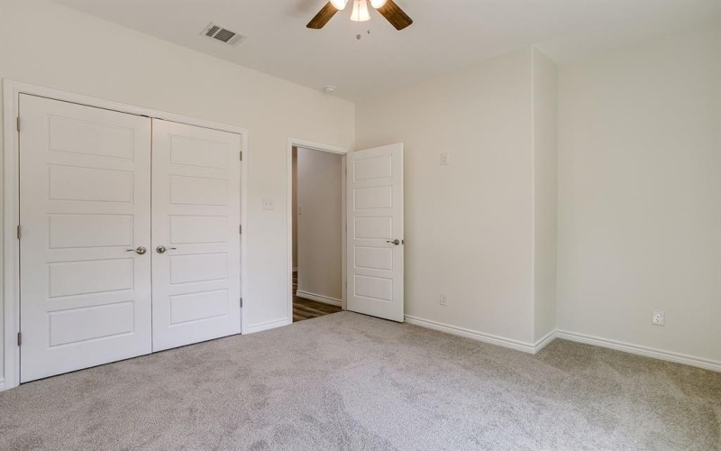 138 Abbott Avenue, Covington, TX 76636, 4 Habitaciones Habitaciones , ,2 BañosBaños,Residential,En Venta,138 Abbott Avenue,0,21055108