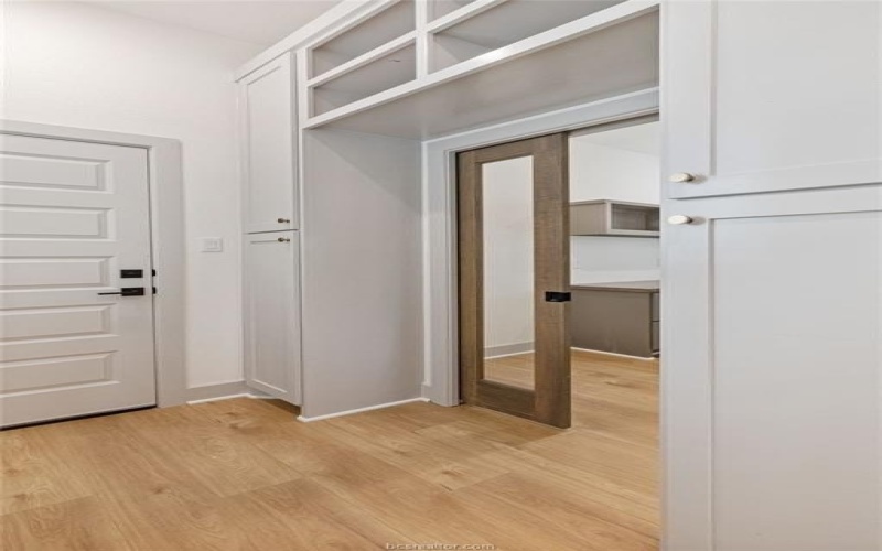 5656 Mill Water Court, Bryan, TX 77808, 4 Bedrooms Bedrooms, ,3 BathroomsBathrooms,Residential,For Sale,5656 Mill Water Court,0,25009737