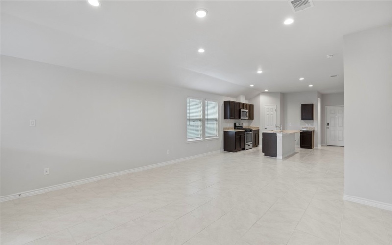 6210 Olivia Street, Corpus Christi, TX 78415, 4 Bedrooms Bedrooms, ,2 BathroomsBathrooms,Residential,For Sale,6210 Olivia Street,0,464758