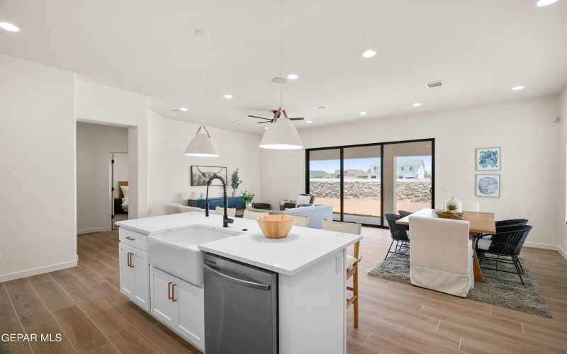 813 Harpendem Drive, El Paso, TX 79928, 4 Bedrooms Bedrooms, ,2 BathroomsBathrooms,Residential,For Sale,813 Harpendem Drive,0,930103
