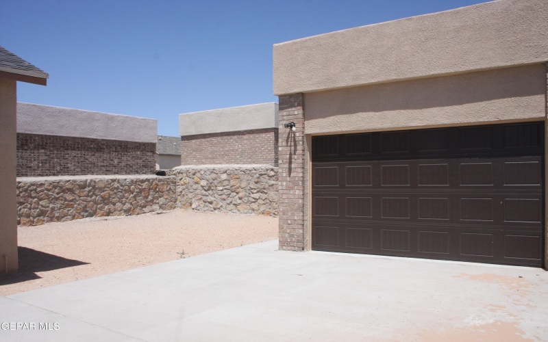 13821 PASEO CENTRAL Avenue, El Paso, TX 79928, 3 Bedrooms Bedrooms, ,2 BathroomsBathrooms,Residential,For Sale,13821 PASEO CENTRAL Avenue,0,930145