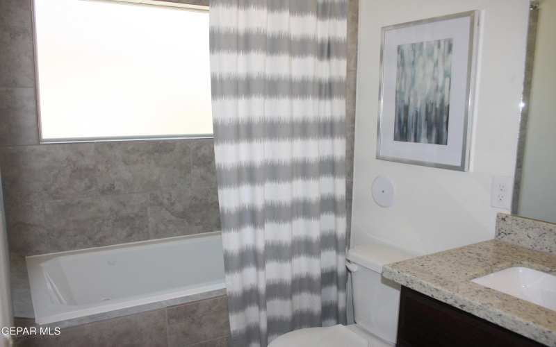 13821 PASEO CENTRAL Avenue, El Paso, TX 79928, 3 Bedrooms Bedrooms, ,2 BathroomsBathrooms,Residential,For Sale,13821 PASEO CENTRAL Avenue,0,930145