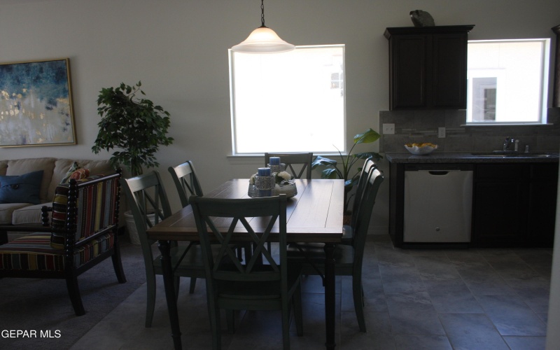 13821 PASEO CENTRAL Avenue, El Paso, TX 79928, 3 Bedrooms Bedrooms, ,2 BathroomsBathrooms,Residential,For Sale,13821 PASEO CENTRAL Avenue,0,930145