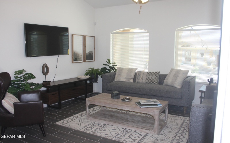 13821 PASEO CENTRAL Avenue, El Paso, TX 79928, 3 Bedrooms Bedrooms, ,2 BathroomsBathrooms,Residential,For Sale,13821 PASEO CENTRAL Avenue,0,930145