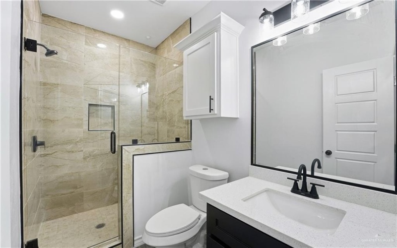 617 W Garfield Avenue, Alton, TX 78573, 3 Bedrooms Bedrooms, ,2 BathroomsBathrooms,Residential,For Sale,617 W Garfield Avenue,0,480628