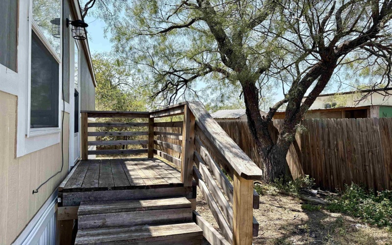 703 Anson Street, Kingsland, TX 78639, 3 Bedrooms Bedrooms, ,2 BathroomsBathrooms,Residential,For Sale,703 Anson Street,0,175002