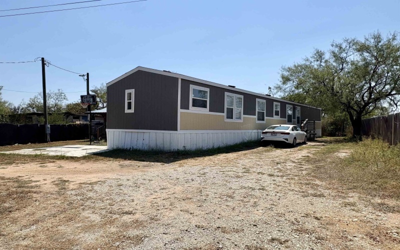 703 Anson Street, Kingsland, TX 78639, 3 Bedrooms Bedrooms, ,2 BathroomsBathrooms,Residential,For Sale,703 Anson Street,0,175002