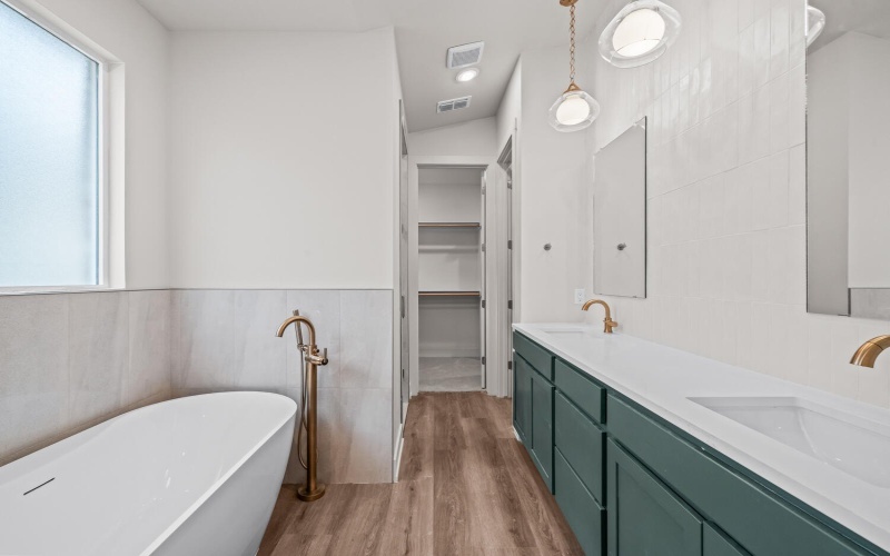 4414 Remington Avenue, Lubbock, TX 79407, 4 Bedrooms Bedrooms, ,3 BathroomsBathrooms,Residential,For Sale,4414 Remington Avenue,0,202560280