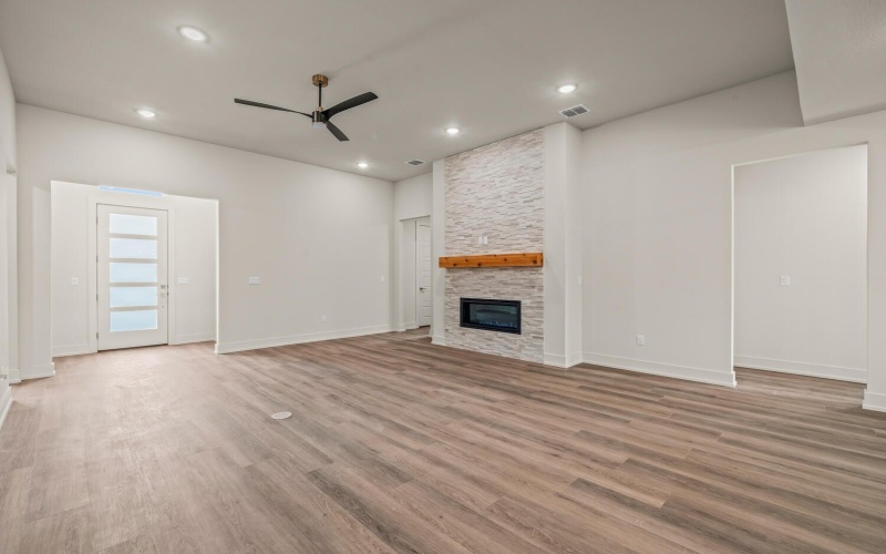 4414 Remington Avenue, Lubbock, TX 79407, 4 Bedrooms Bedrooms, ,3 BathroomsBathrooms,Residential,For Sale,4414 Remington Avenue,0,202560280