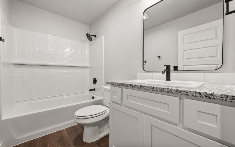 3005 139th Street, Lubbock, TX 79423, 3 Habitaciones Habitaciones , ,2 BañosBaños,Residential,En Venta,3005 139th Street,0,202560306