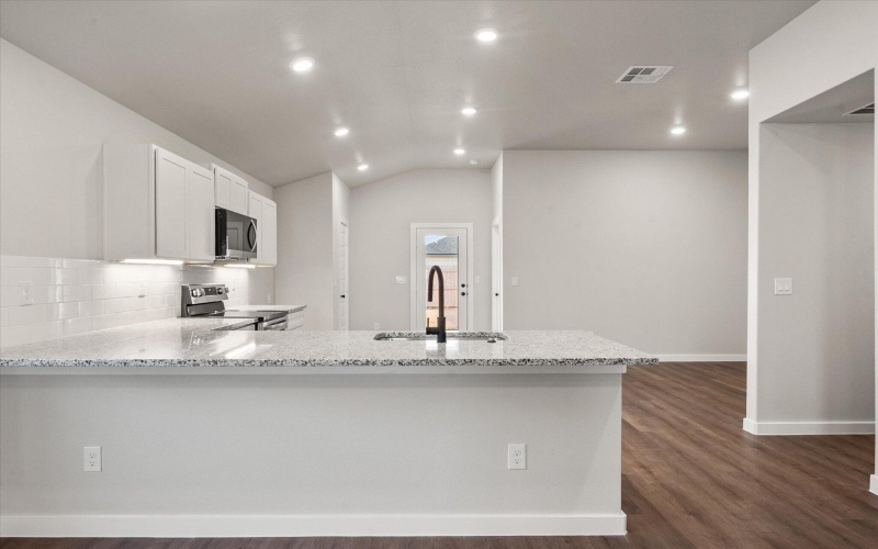 3005 139th Street, Lubbock, TX 79423, 3 Habitaciones Habitaciones , ,2 BañosBaños,Residential,En Venta,3005 139th Street,0,202560306