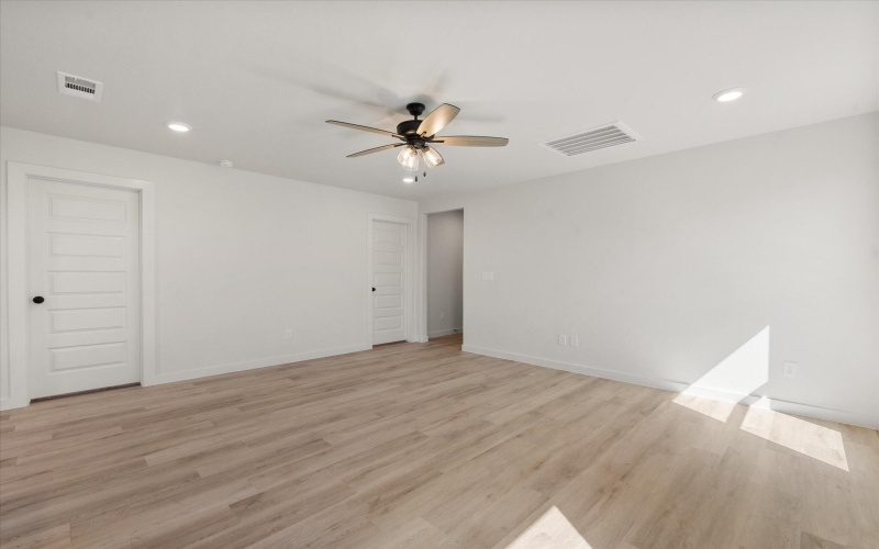 501 E 23rd Street, Wolfforth, TX 79382, 2 Habitaciones Habitaciones , ,2 BañosBaños,Residential,En Venta,501 E 23rd Street,0,202560314
