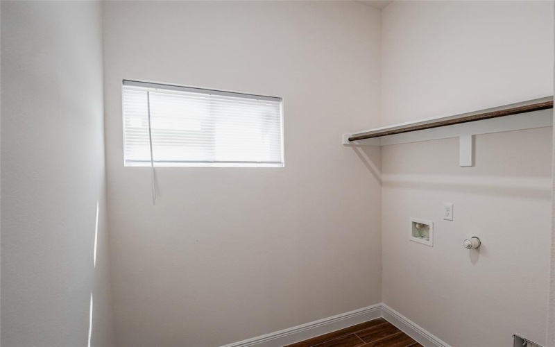 4206 Colonial Avenue, Dallas, TX 75215, 3 Bedrooms Bedrooms, ,2 BathroomsBathrooms,Residential,For Sale,4206 Colonial Avenue,0,21055390