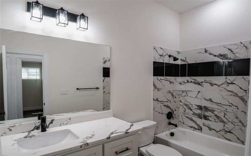 4206 Colonial Avenue, Dallas, TX 75215, 3 Bedrooms Bedrooms, ,2 BathroomsBathrooms,Residential,For Sale,4206 Colonial Avenue,0,21055390