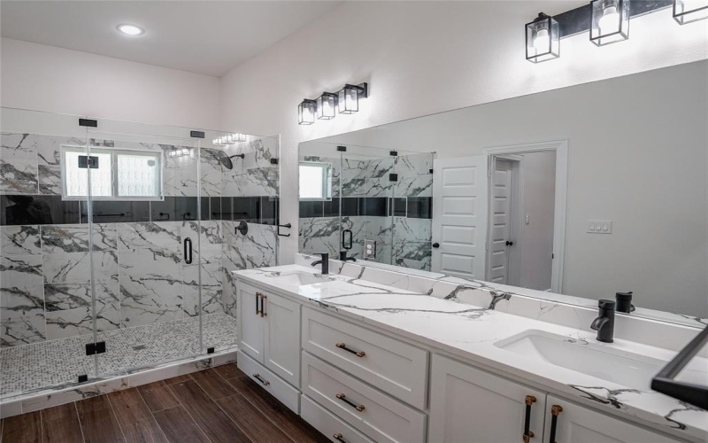 4206 Colonial Avenue, Dallas, TX 75215, 3 Bedrooms Bedrooms, ,2 BathroomsBathrooms,Residential,For Sale,4206 Colonial Avenue,0,21055390