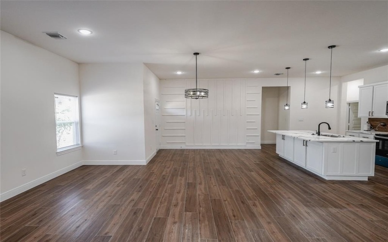 4206 Colonial Avenue, Dallas, TX 75215, 3 Bedrooms Bedrooms, ,2 BathroomsBathrooms,Residential,For Sale,4206 Colonial Avenue,0,21055390
