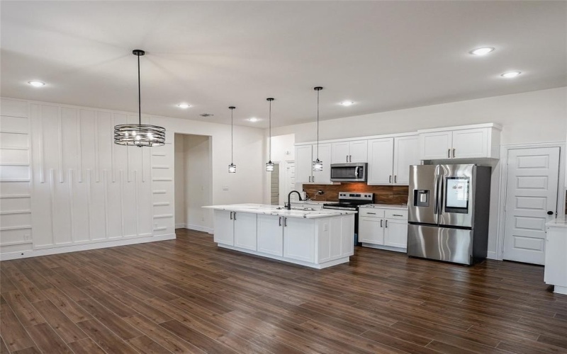 4206 Colonial Avenue, Dallas, TX 75215, 3 Bedrooms Bedrooms, ,2 BathroomsBathrooms,Residential,For Sale,4206 Colonial Avenue,0,21055390