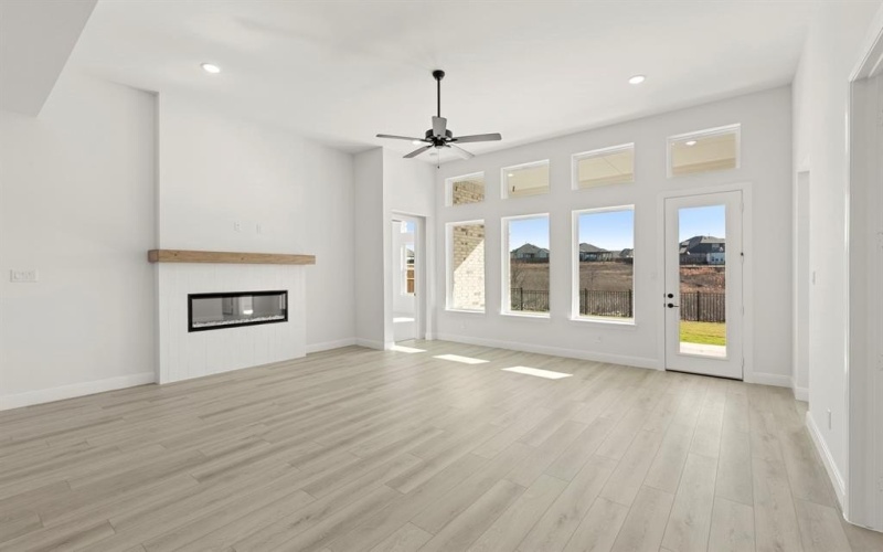 1034 Bingham Way, Forney, TX 75126, 4 Habitaciones Habitaciones , ,3 BañosBaños,Residential,En Venta,1034 Bingham Way,0,21055463