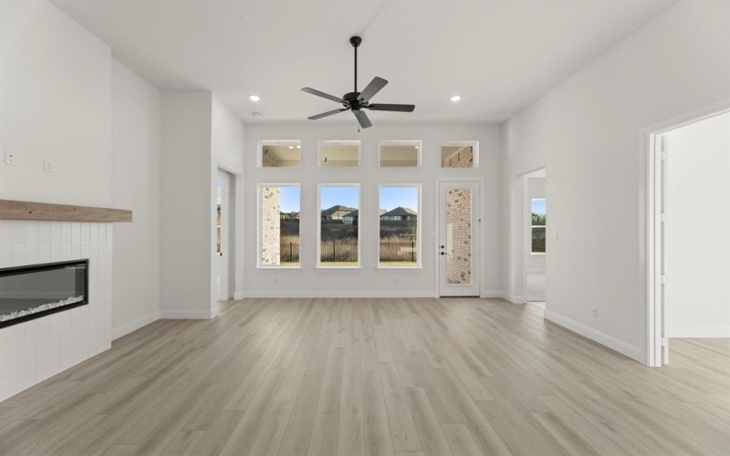 1034 Bingham Way, Forney, TX 75126, 4 Habitaciones Habitaciones , ,3 BañosBaños,Residential,En Venta,1034 Bingham Way,0,21055463