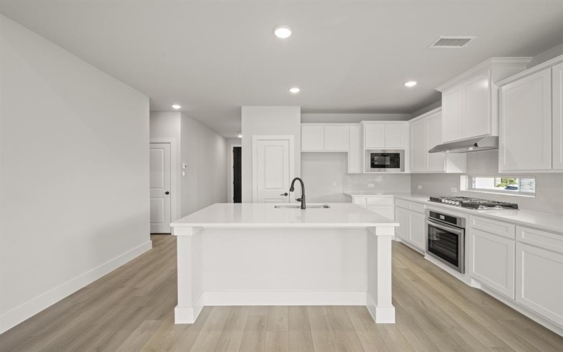 226 Maybank Street, Glenn Heights, TX 75154, 5 Bedrooms Bedrooms, ,3 BathroomsBathrooms,Residential,For Sale,226 Maybank Street,0,21055507