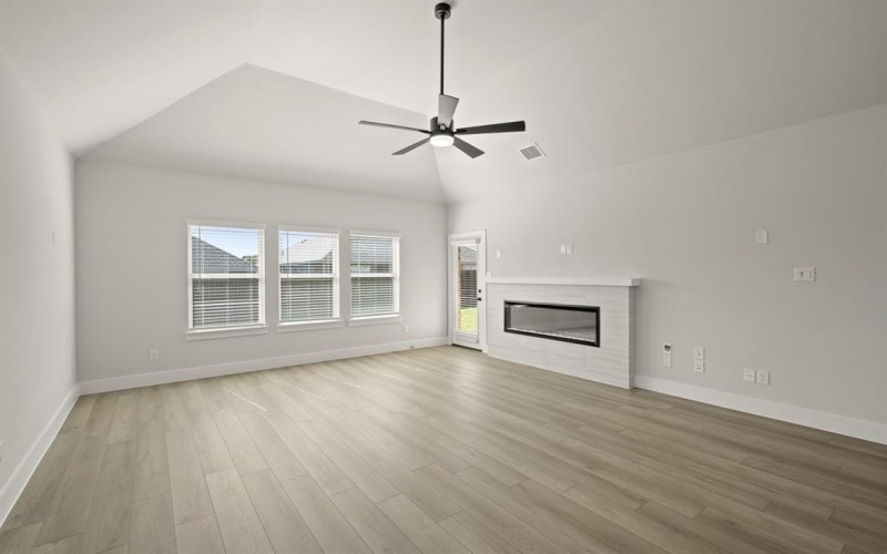 226 Maybank Street, Glenn Heights, TX 75154, 5 Bedrooms Bedrooms, ,3 BathroomsBathrooms,Residential,For Sale,226 Maybank Street,0,21055507