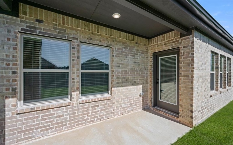 226 Maybank Street, Glenn Heights, TX 75154, 5 Bedrooms Bedrooms, ,3 BathroomsBathrooms,Residential,For Sale,226 Maybank Street,0,21055507