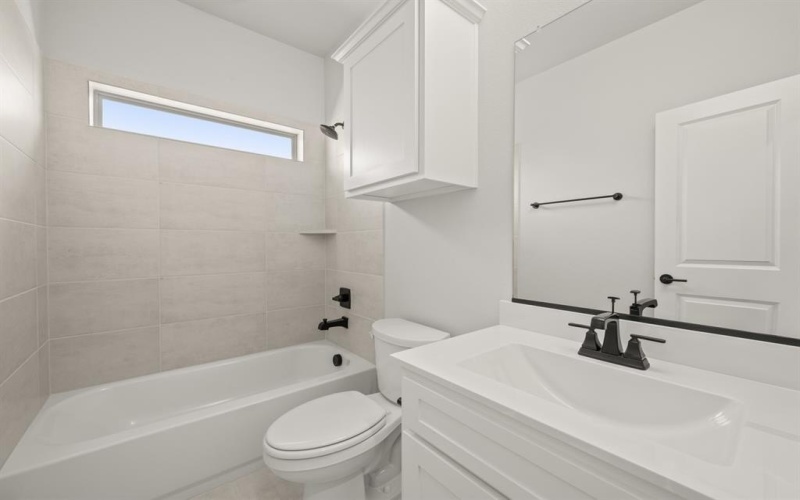 226 Maybank Street, Glenn Heights, TX 75154, 5 Bedrooms Bedrooms, ,3 BathroomsBathrooms,Residential,For Sale,226 Maybank Street,0,21055507