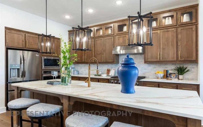 2205 Hereford Drive, Mansfield, TX 76063, 5 Bedrooms Bedrooms, ,6 BathroomsBathrooms,Residential,For Sale,2205 Hereford Drive,0,21055521