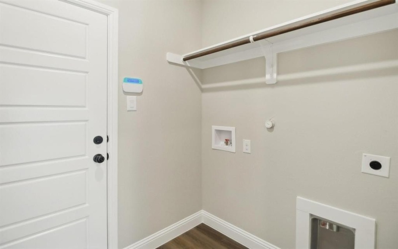 212 Navajo Trail, Alvarado, TX 76009, 4 Habitaciones Habitaciones , ,2 BañosBaños,Residential,En Venta,212 Navajo Trail,0,21055572