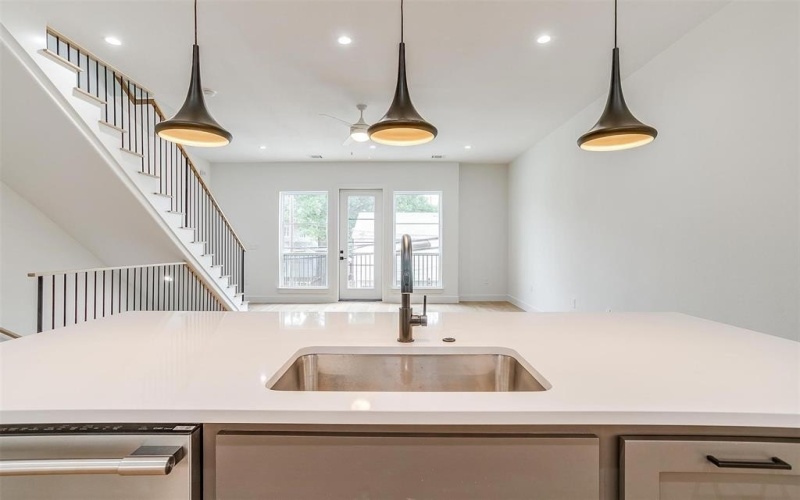 135 Thornton Lane, Arlington, TX 76013, 2 Bedrooms Bedrooms, ,2 BathroomsBathrooms,Residential,For Sale,135 Thornton Lane,0,21055616