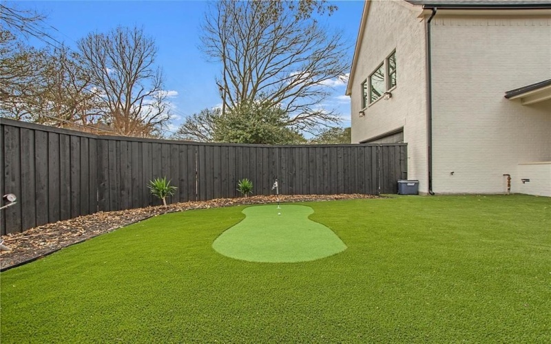 1129 Melrose Drive, Richardson, TX 75080, 4 Habitaciones Habitaciones , ,3 BañosBaños,Residential,En Venta,1129 Melrose Drive,0,21055826