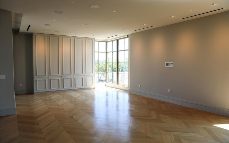 4205 Buena Vista Street #502, Dallas, TX 75205, 2 Bedrooms Bedrooms, ,2 BathroomsBathrooms,Residential,For Sale,4205 Buena Vista Street,0,21055560