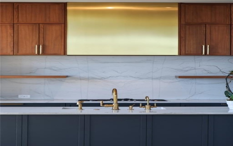 4205 Buena Vista Street #502, Dallas, TX 75205, 2 Bedrooms Bedrooms, ,2 BathroomsBathrooms,Residential,For Sale,4205 Buena Vista Street,0,21055560