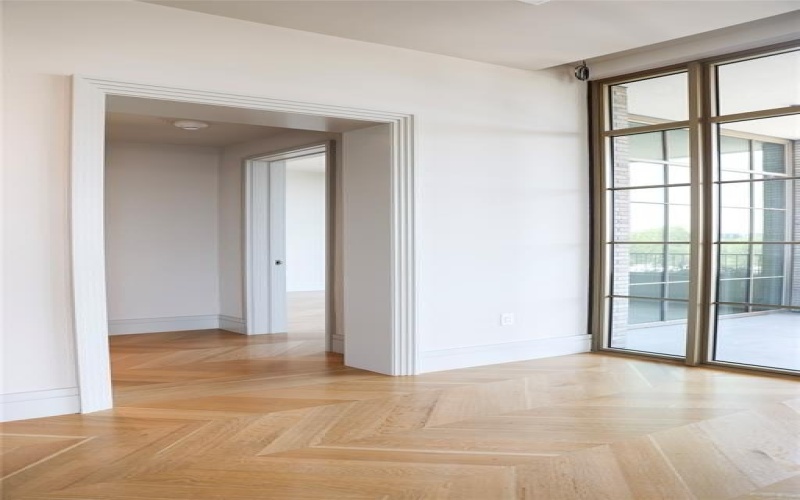 4205 Buena Vista Street #502, Dallas, TX 75205, 2 Bedrooms Bedrooms, ,2 BathroomsBathrooms,Residential,For Sale,4205 Buena Vista Street,0,21055560