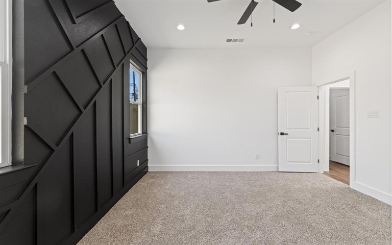 4723 Barry Avenue, Dallas, TX 75223, 4 Habitaciones Habitaciones , ,2 BañosBaños,Residential,En Venta,4723 Barry Avenue,0,21055871
