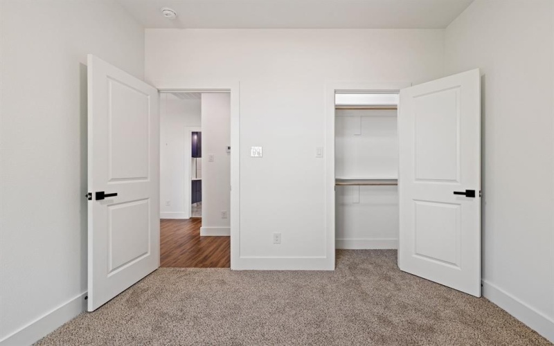 4723 Barry Avenue, Dallas, TX 75223, 4 Habitaciones Habitaciones , ,2 BañosBaños,Residential,En Venta,4723 Barry Avenue,0,21055871