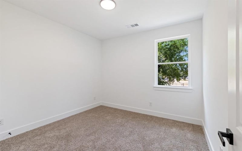 4723 Barry Avenue, Dallas, TX 75223, 4 Habitaciones Habitaciones , ,2 BañosBaños,Residential,En Venta,4723 Barry Avenue,0,21055871