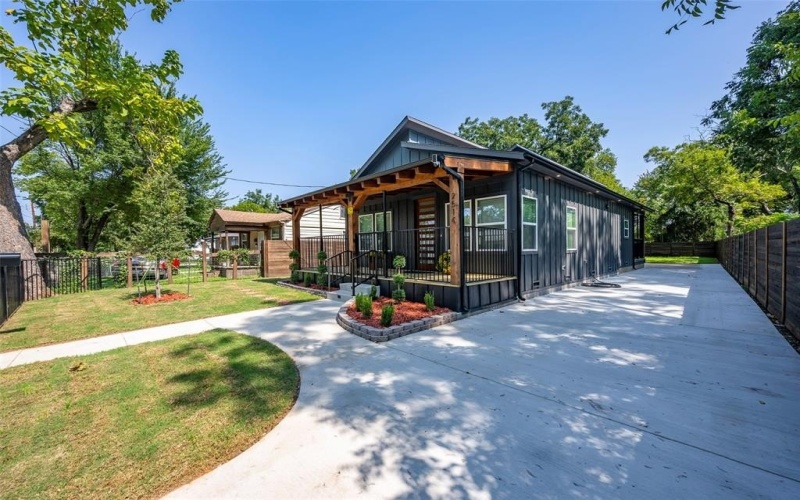 2514 Marburg Street, Dallas, TX 75215, 4 Habitaciones Habitaciones , ,3 BañosBaños,Residential,En Venta,2514 Marburg Street,0,21056012