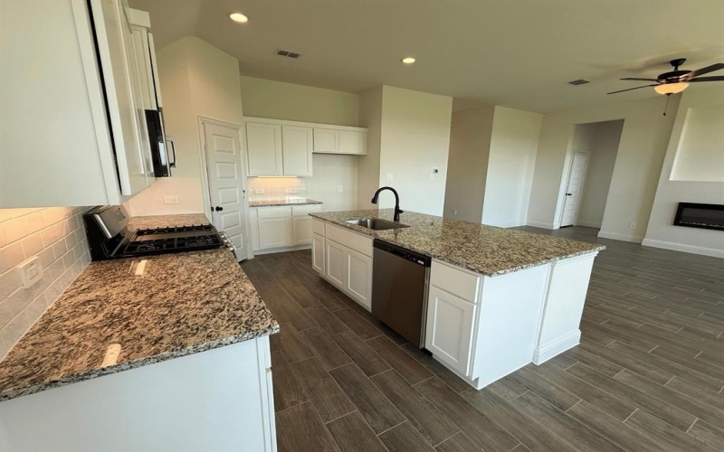 5005 Meadow Vista Lane, Fort Worth, TX 76036, 3 Bedrooms Bedrooms, ,2 BathroomsBathrooms,Residential,For Sale,5005 Meadow Vista Lane,0,21056910